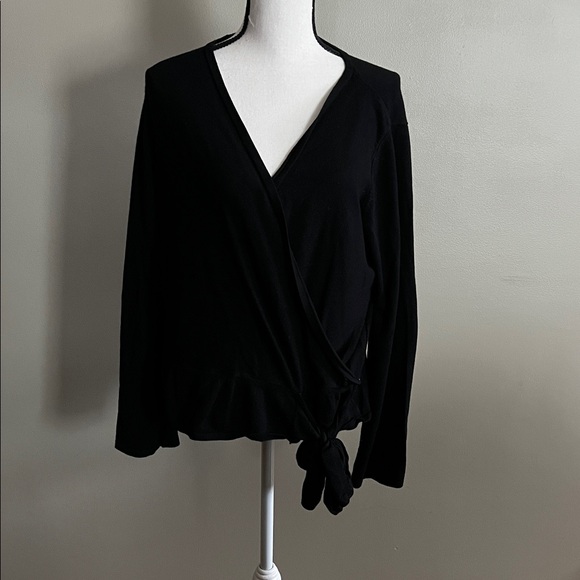 New York & Company faux wrap top - Picture 8 of 8